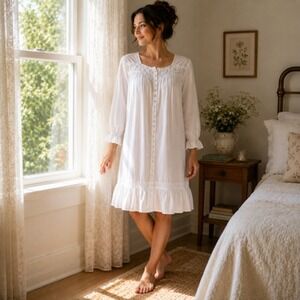 Eileen West Cotton Nightgown S White Lace Button Front Cottagecore Pockets